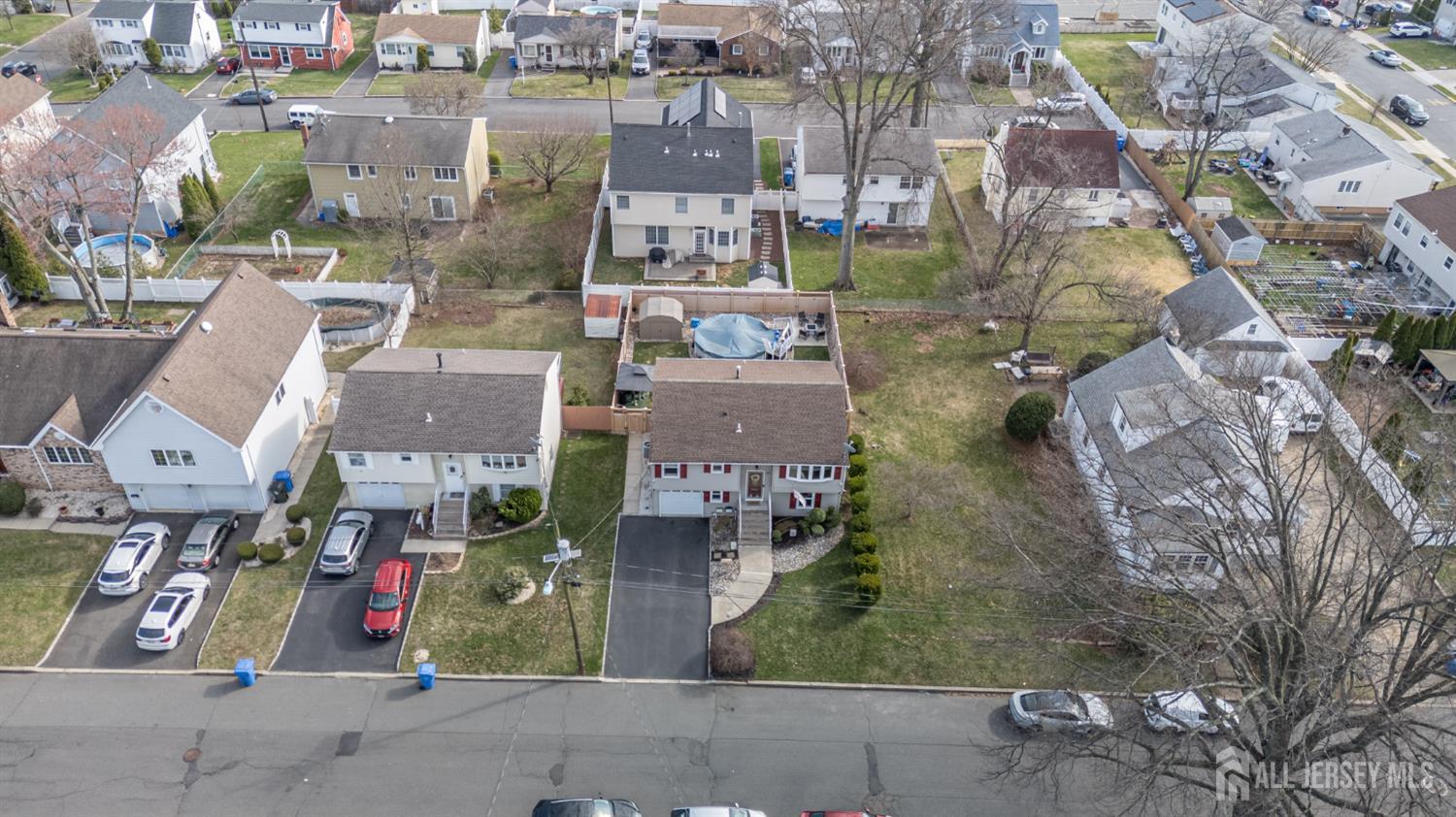 245 Florence, Colonia, NJ, 07067