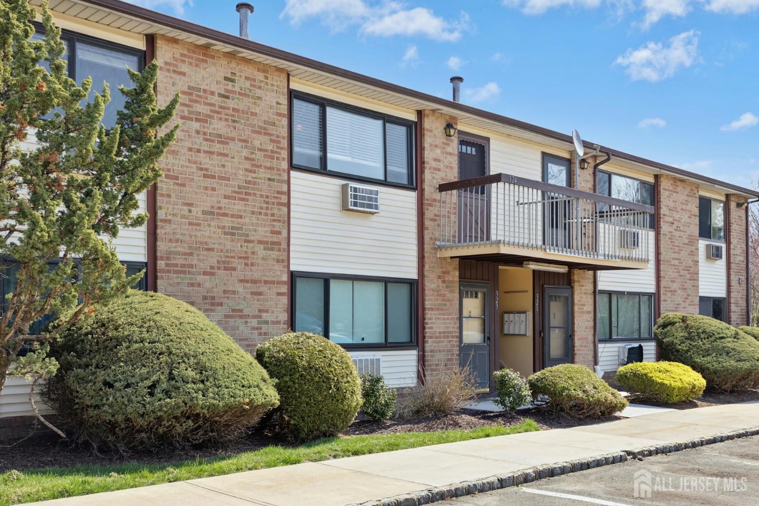 Photo of 324 Cricket Lane