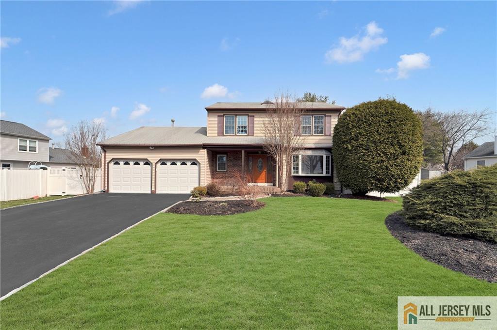 Homes for Sale in South Brunswick, NJ