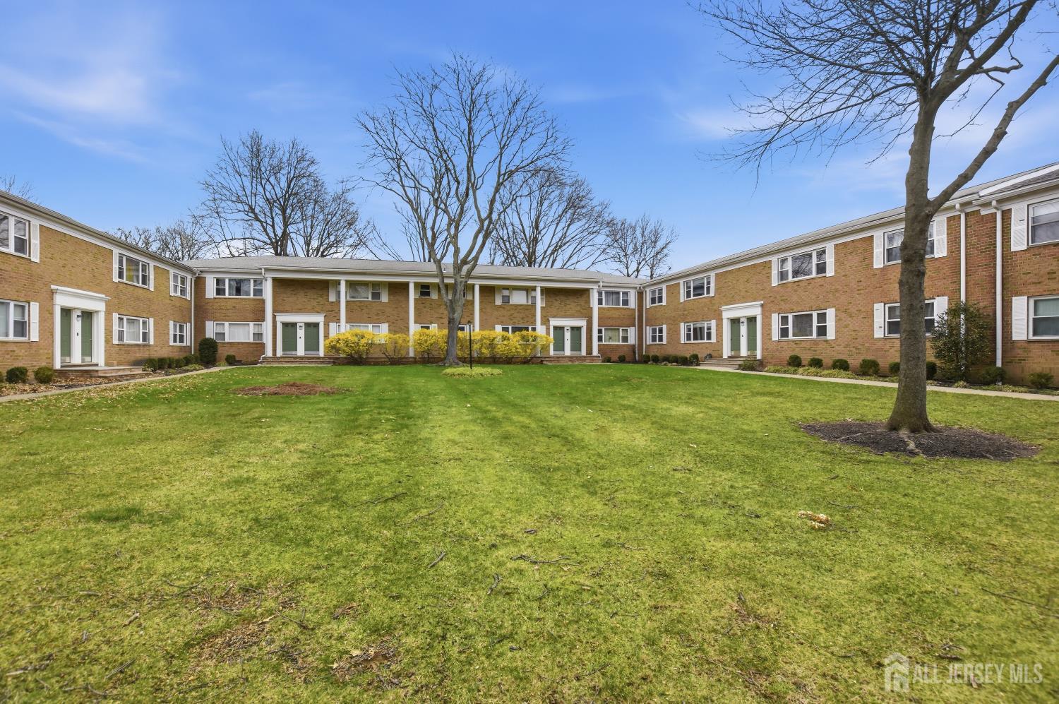 Homes for Sale in Edison, NJ