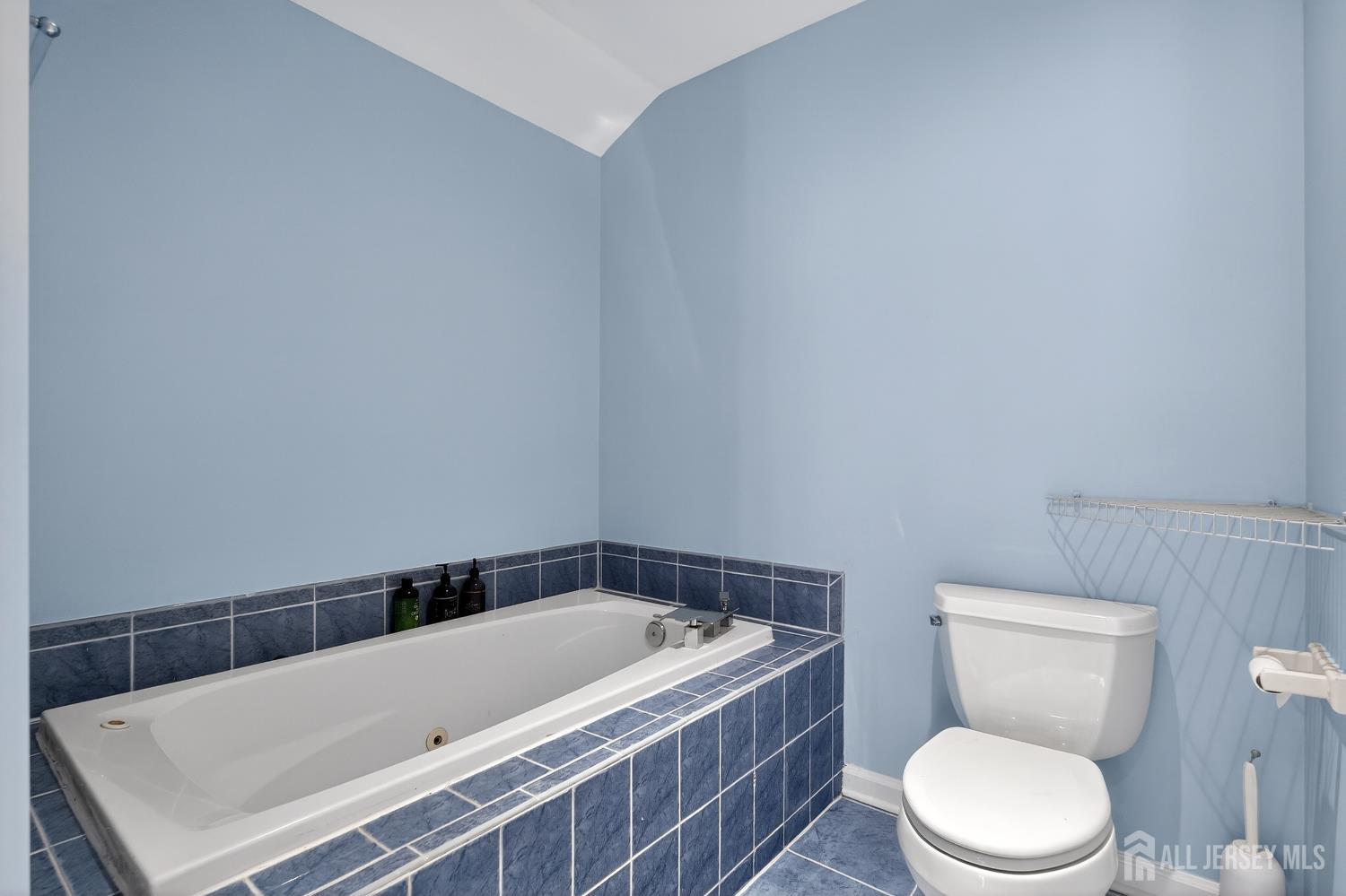 11 Huddy, Highlands, NJ, 07732