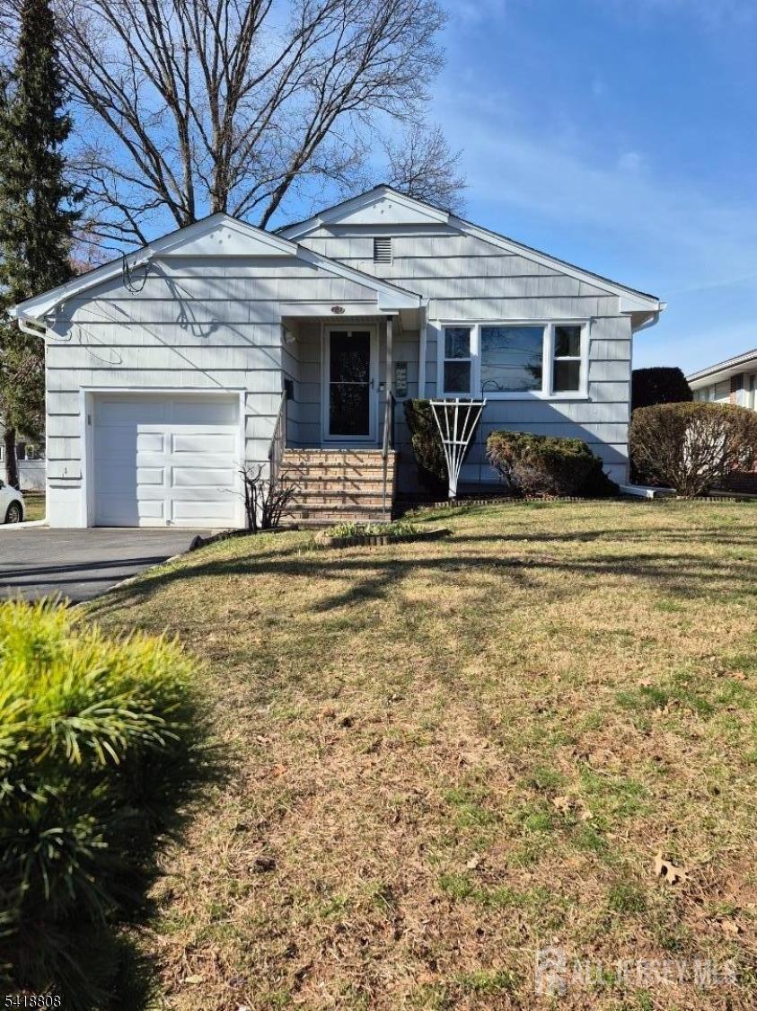 336 w crescent, South Plainfield, NJ, 07080