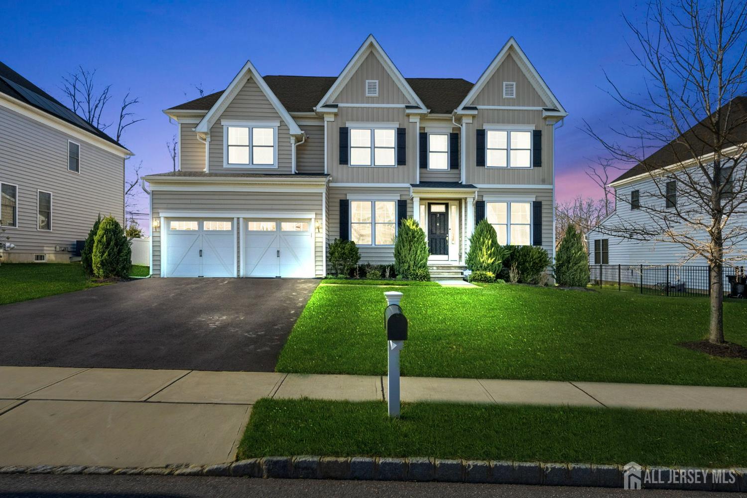 Homes for Sale in East Brunswick, NJ