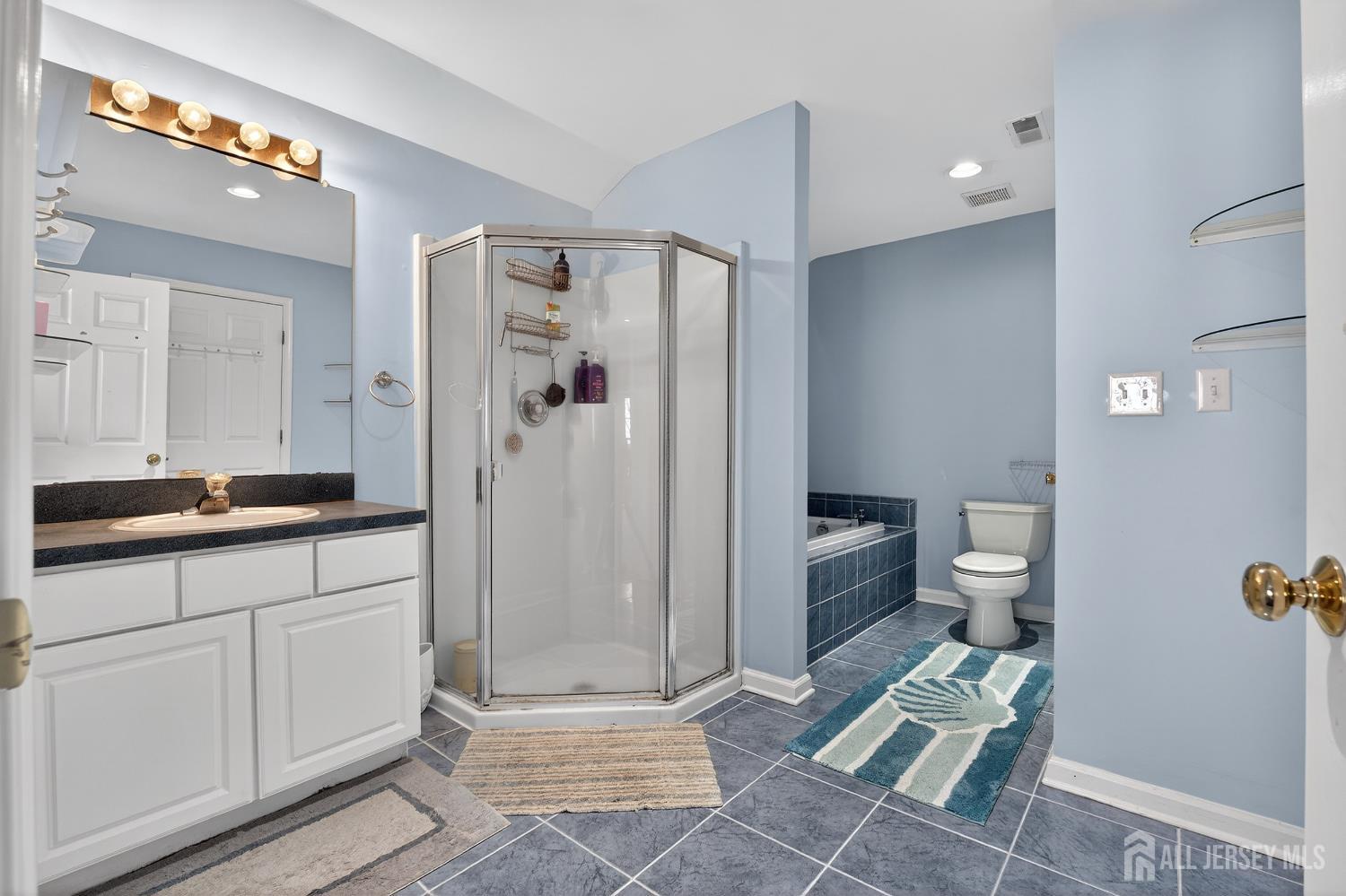 11 Huddy, Highlands, NJ, 07732