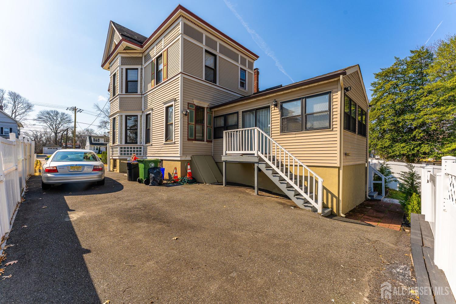 150 W 5th, Roselle, NJ, 07202