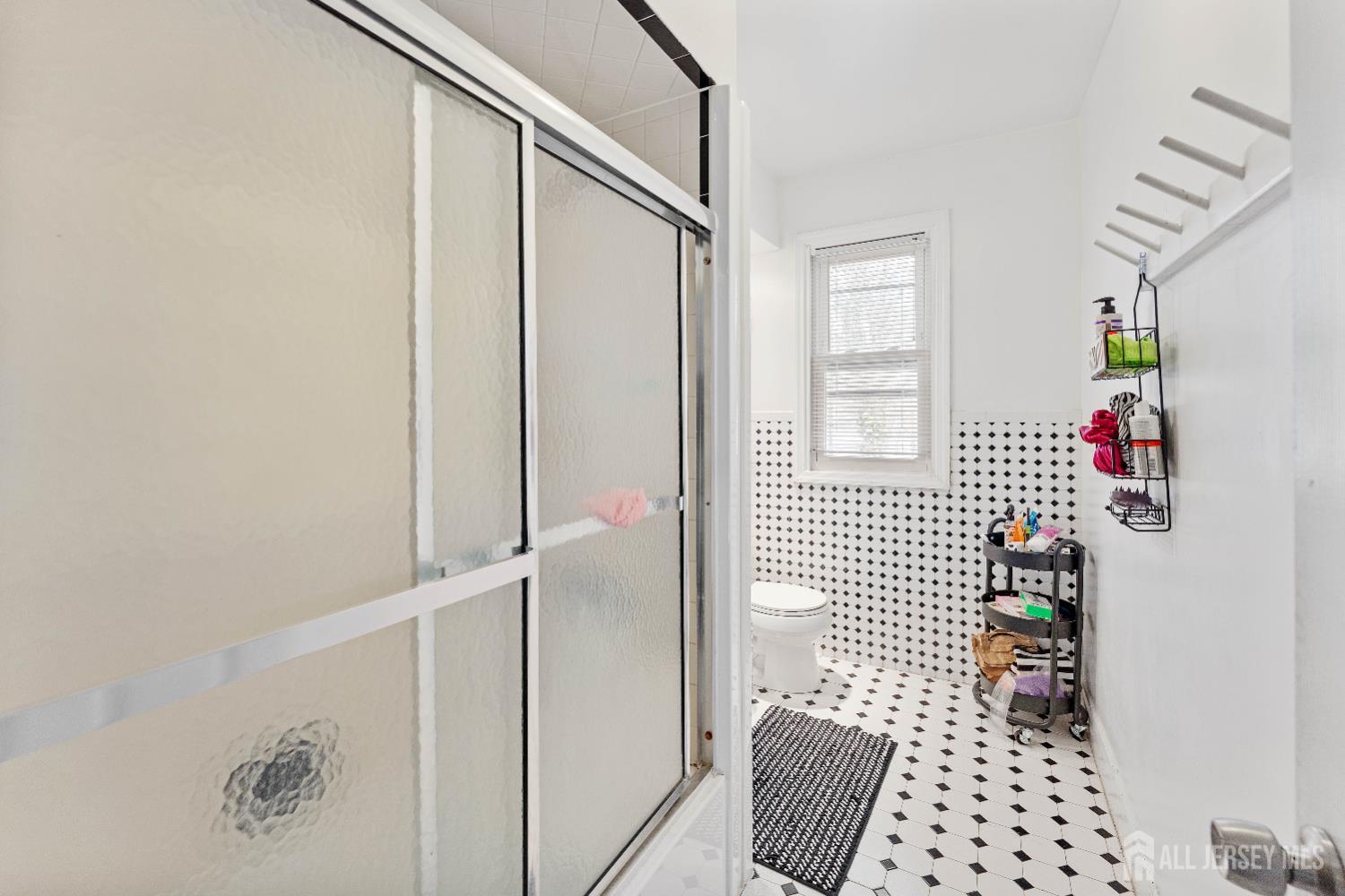 150 W 5th, Roselle, NJ, 07202