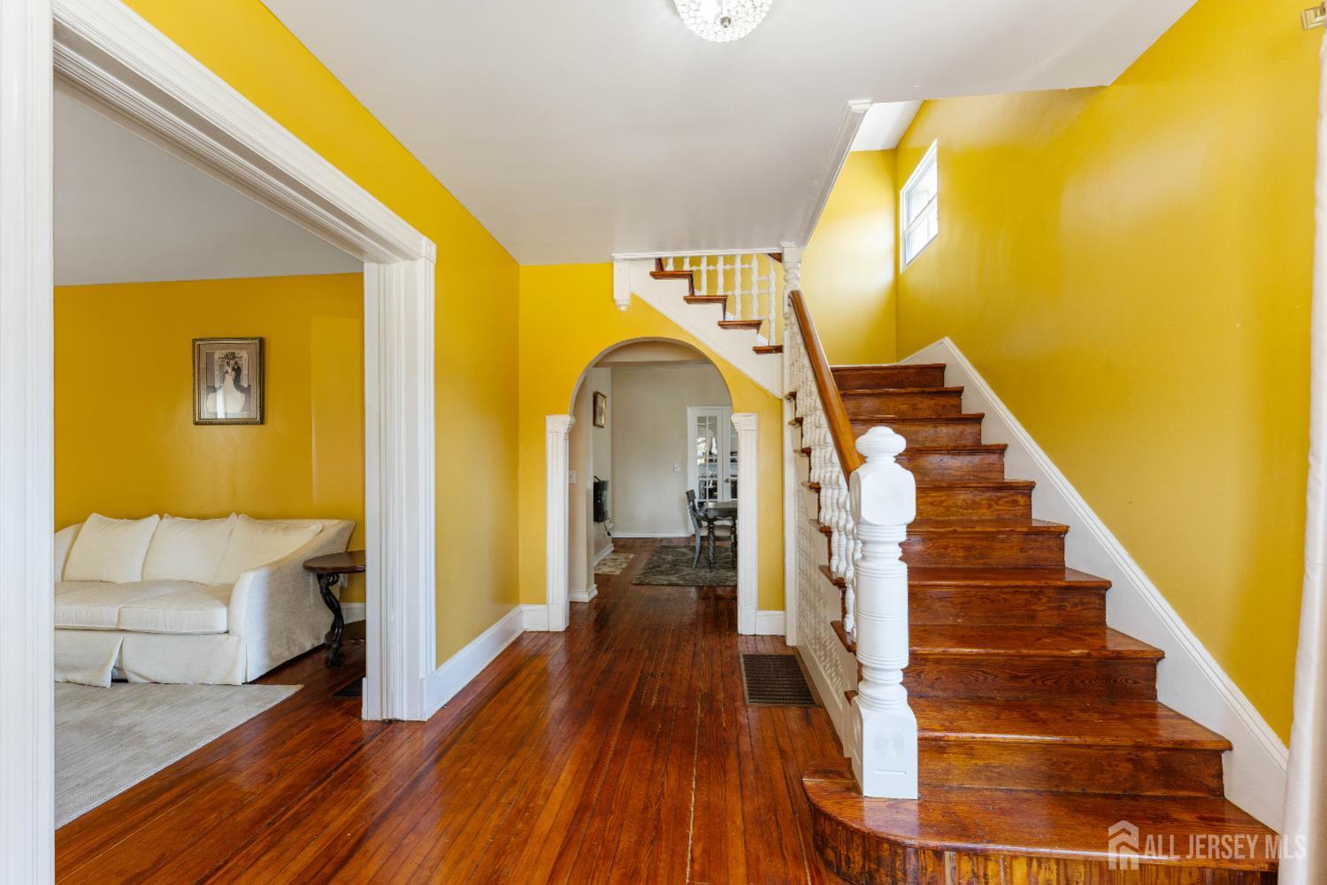 150 W 5th, Roselle, NJ, 07202