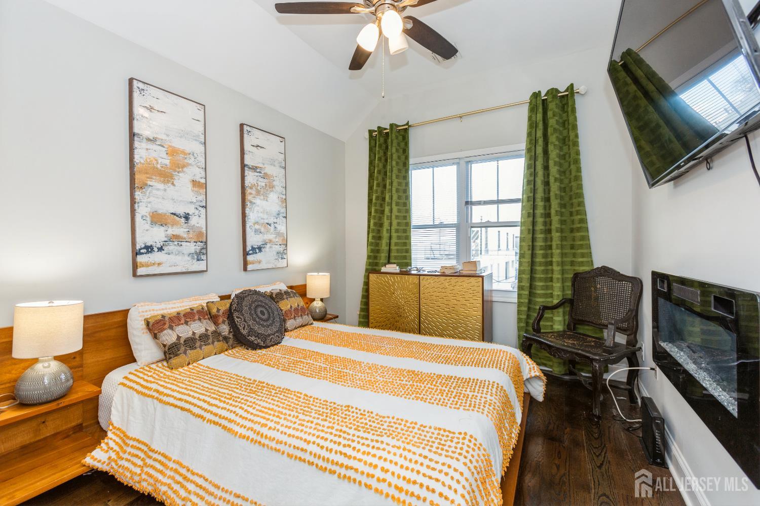 45 MILLER, Highlands, NJ, 07732