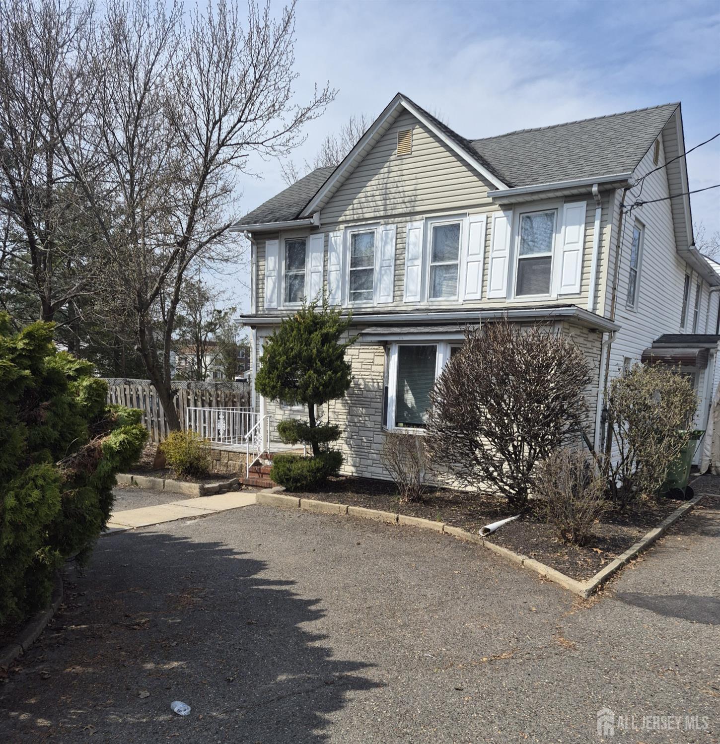 Photo of 185 Washington Road