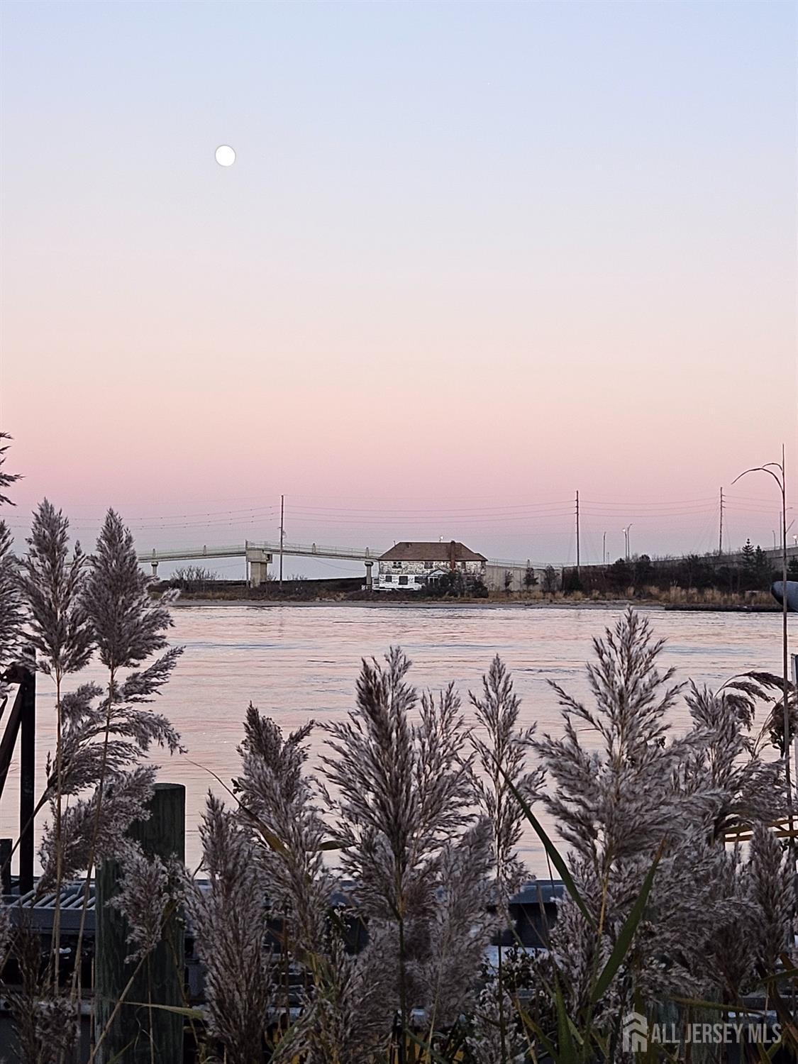 45 MILLER, Highlands, NJ, 07732