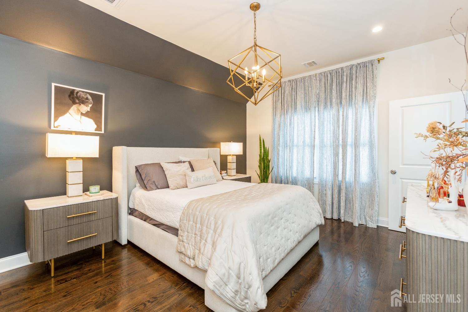 45 MILLER, Highlands, NJ, 07732