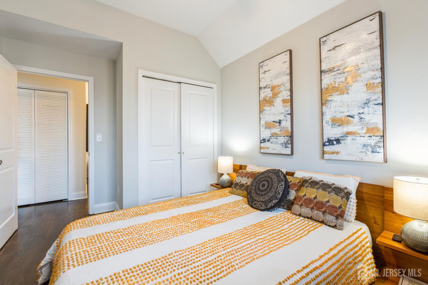 45 MILLER, Highlands, NJ, 07732