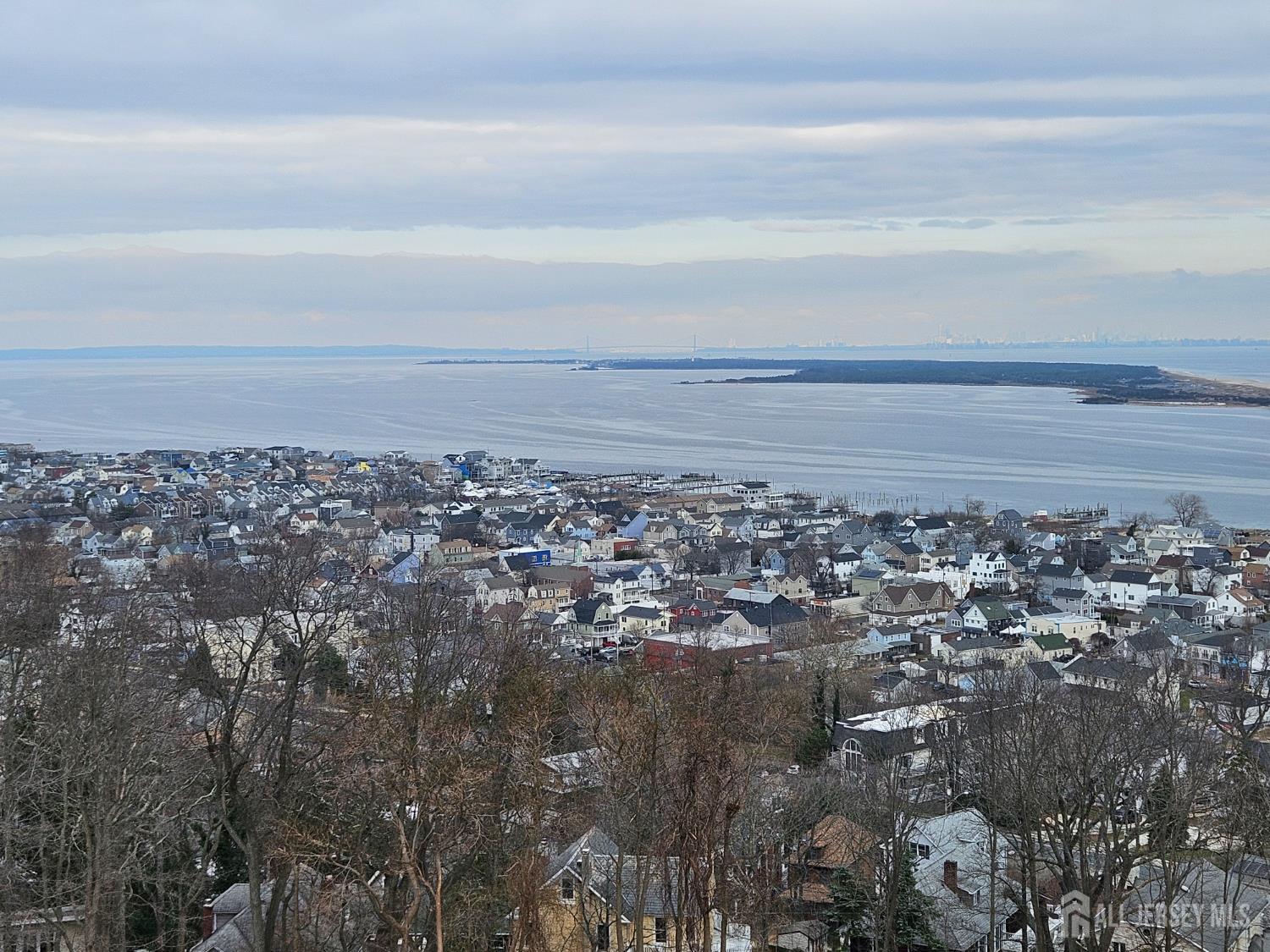 45 MILLER, Highlands, NJ, 07732