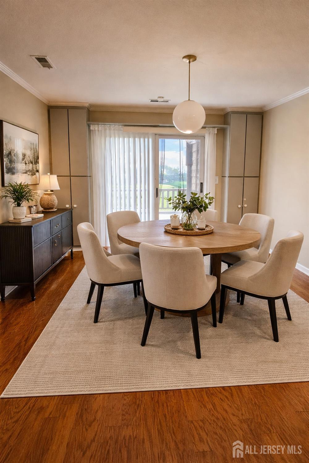 54 Holly, Edison, NJ, 08820