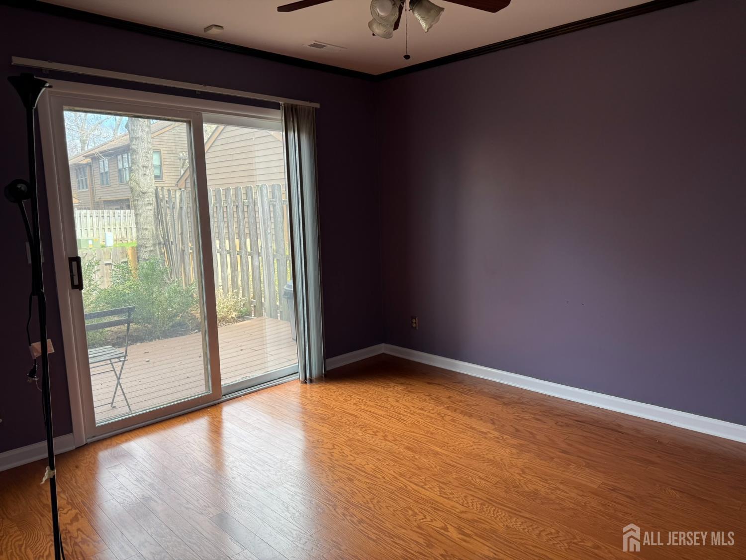 54 Holly, Edison, NJ, 08820