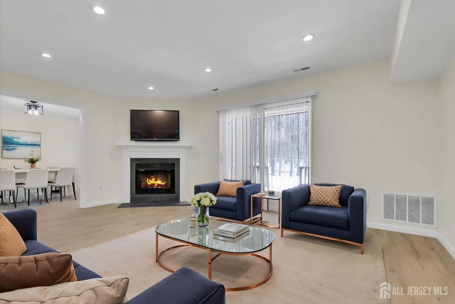 Homes for Sale in Edison, NJ