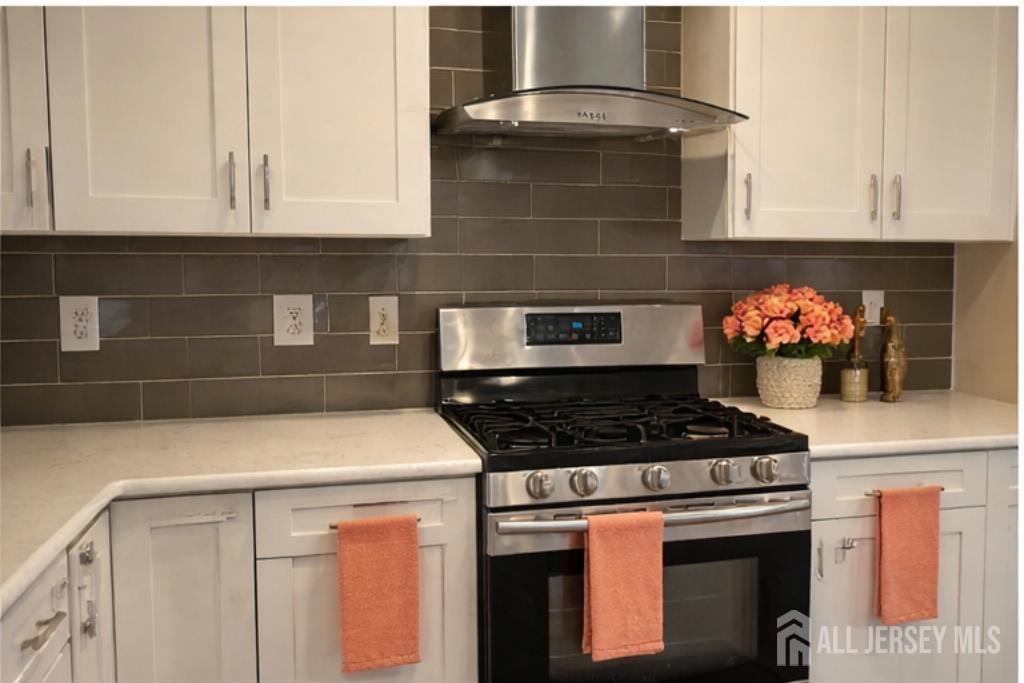 54 Holly, Edison, NJ, 08820