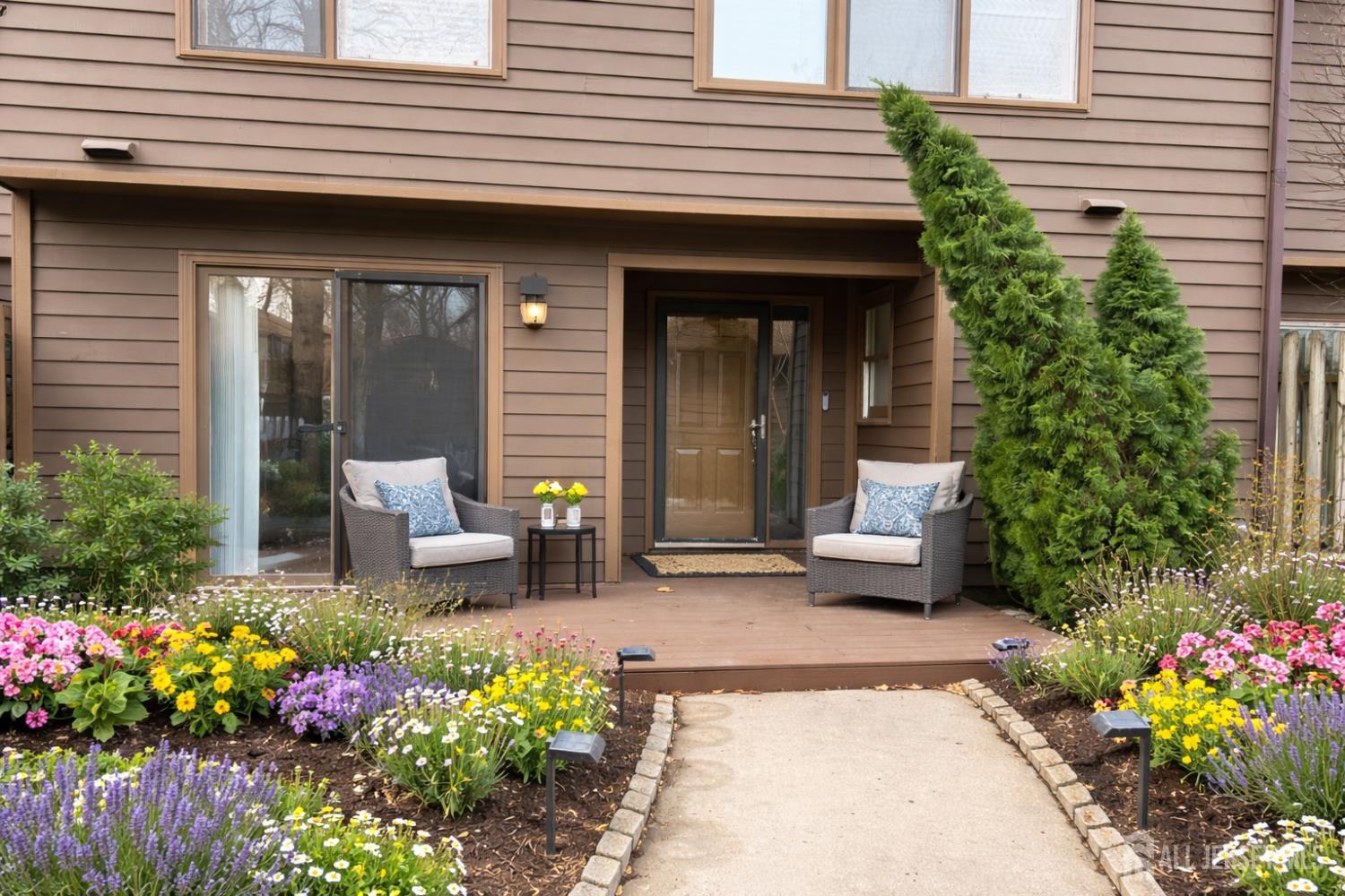 54 Holly, Edison, NJ, 08820