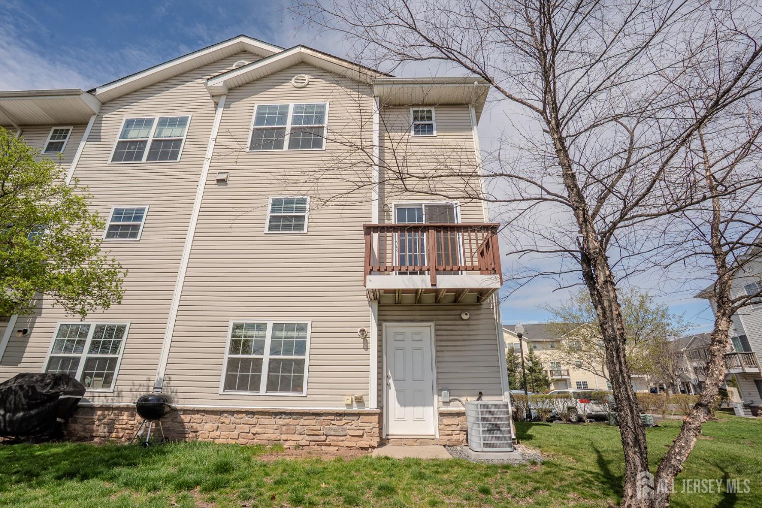 10 Alerica, Franklin, NJ, 08873