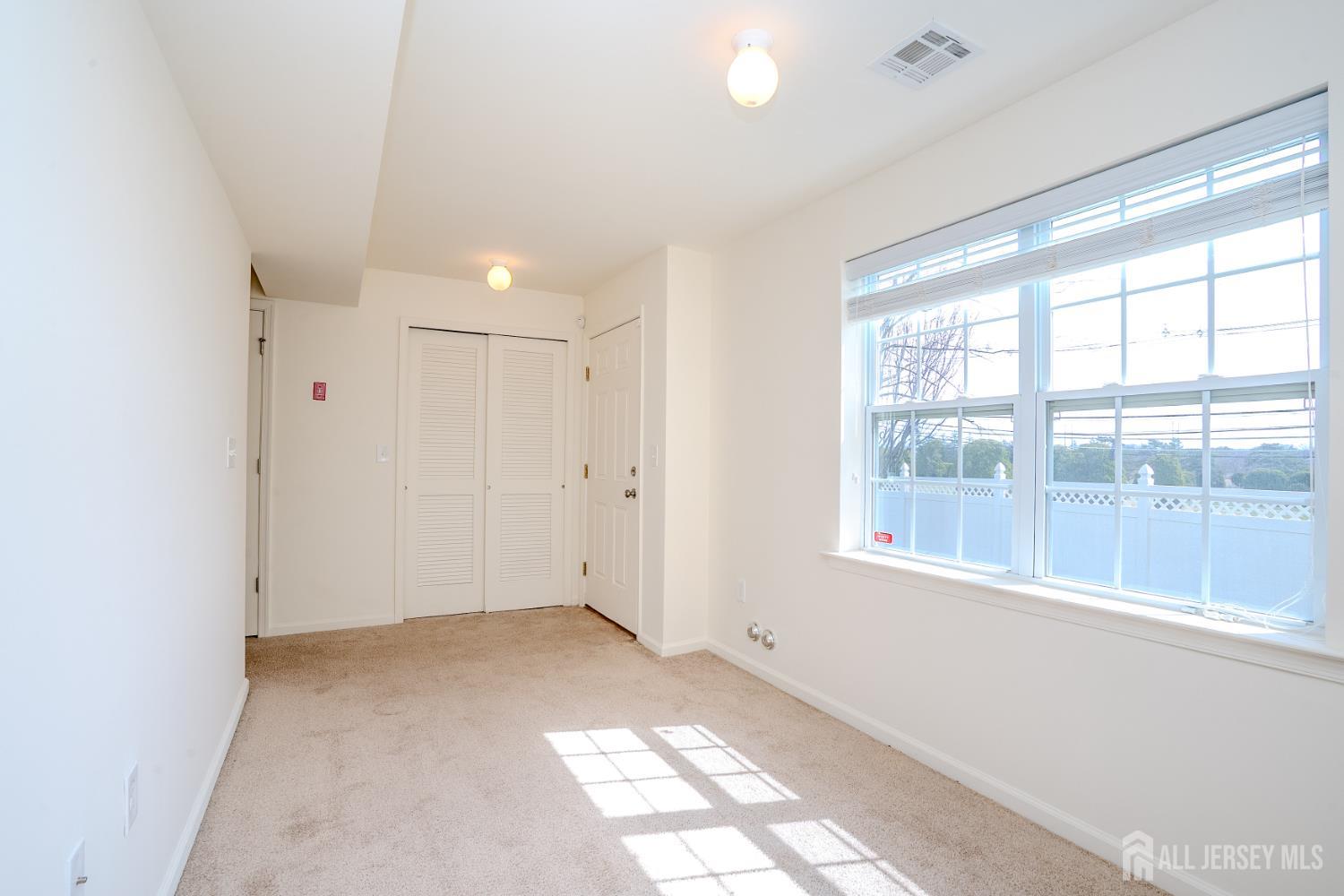 10 Alerica, Franklin, NJ, 08873