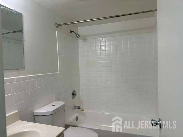 356 Ridge UNIT J12, South Brunswick, NJ, 08810