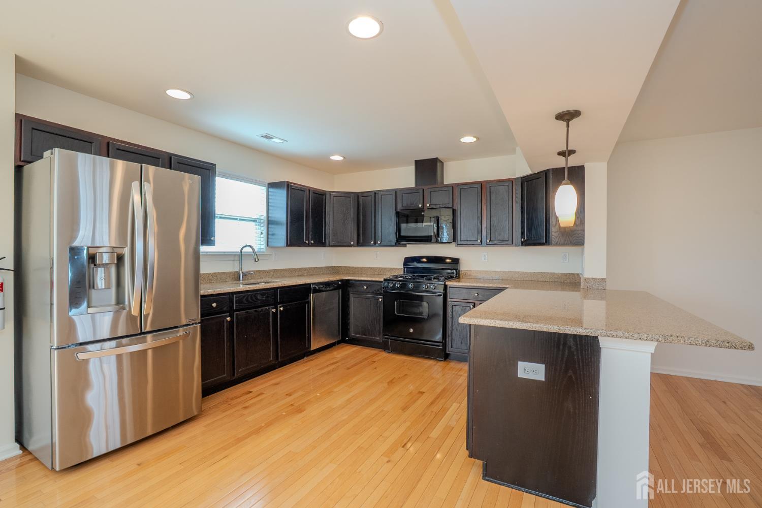 10 Alerica, Franklin, NJ, 08873