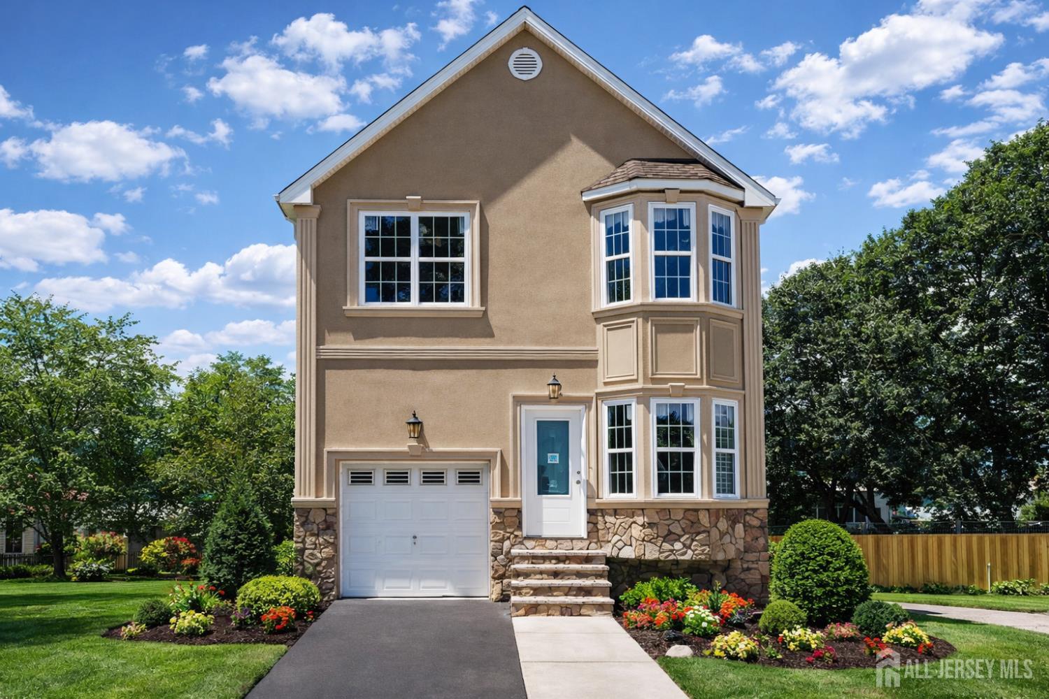 Homes for Sale in Somerset, NJ