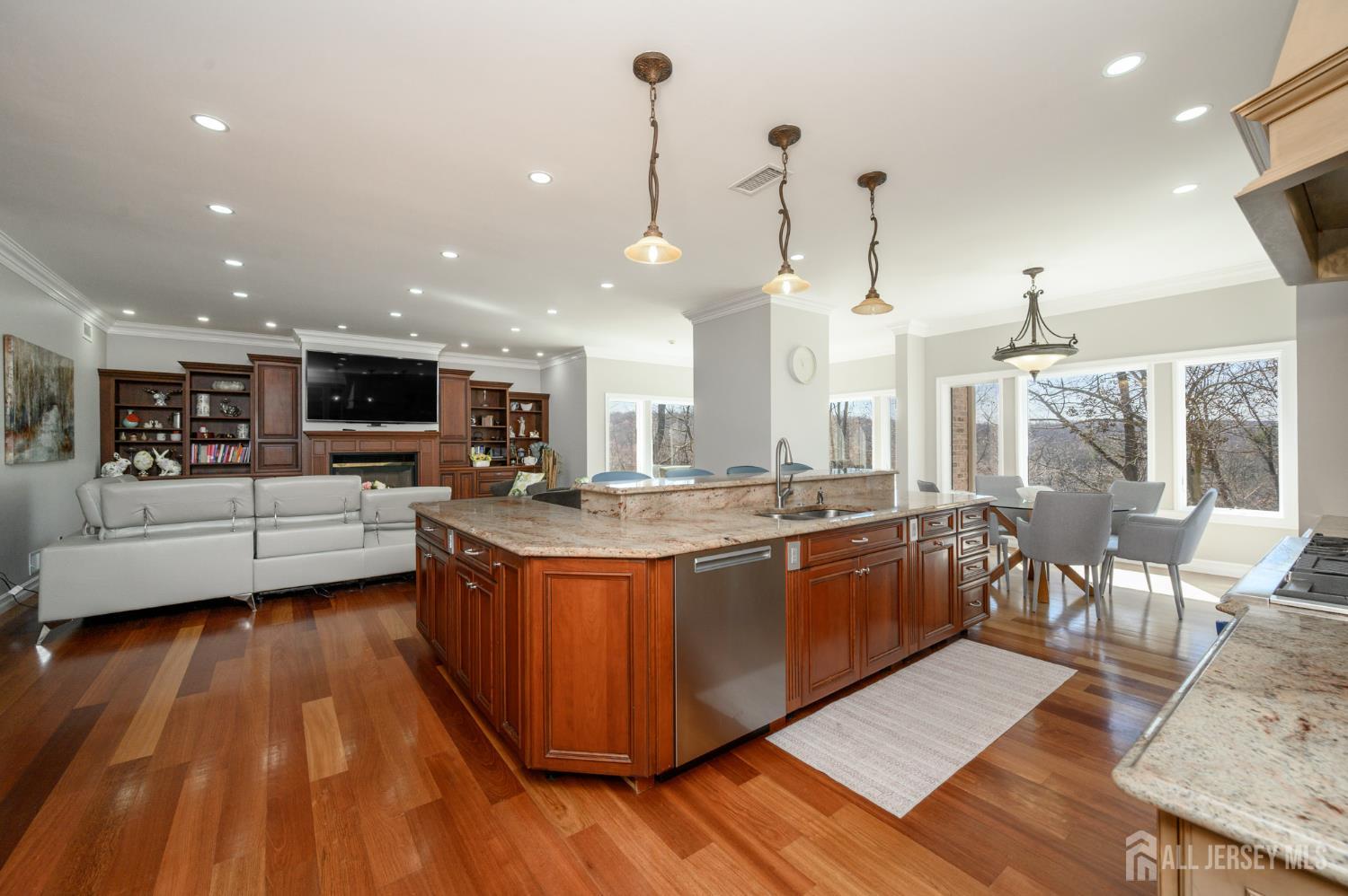 47 Wilson, Woodland Park, NJ, 07424