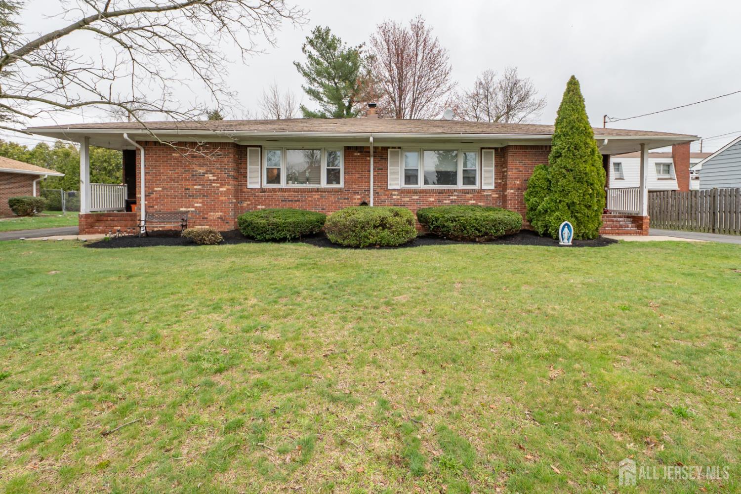 211 N 13th, Newark, NJ, 07107