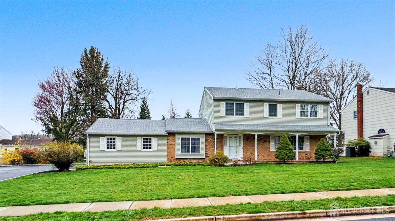 Homes for Sale in Edison, NJ