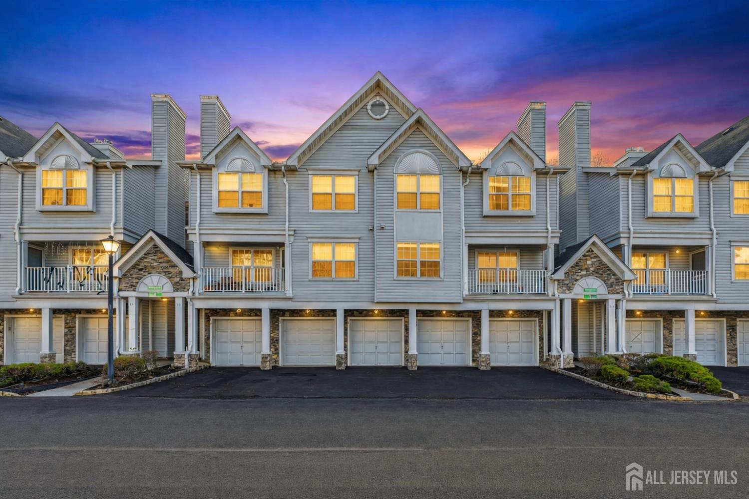 Homes for Sale in Edison, NJ