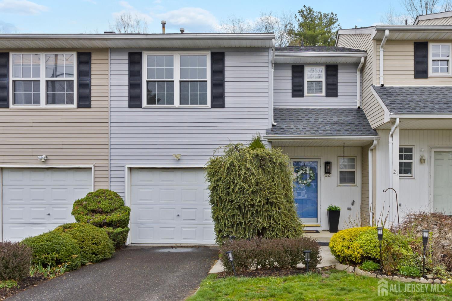 Homes for Sale in South Brunswick, NJ