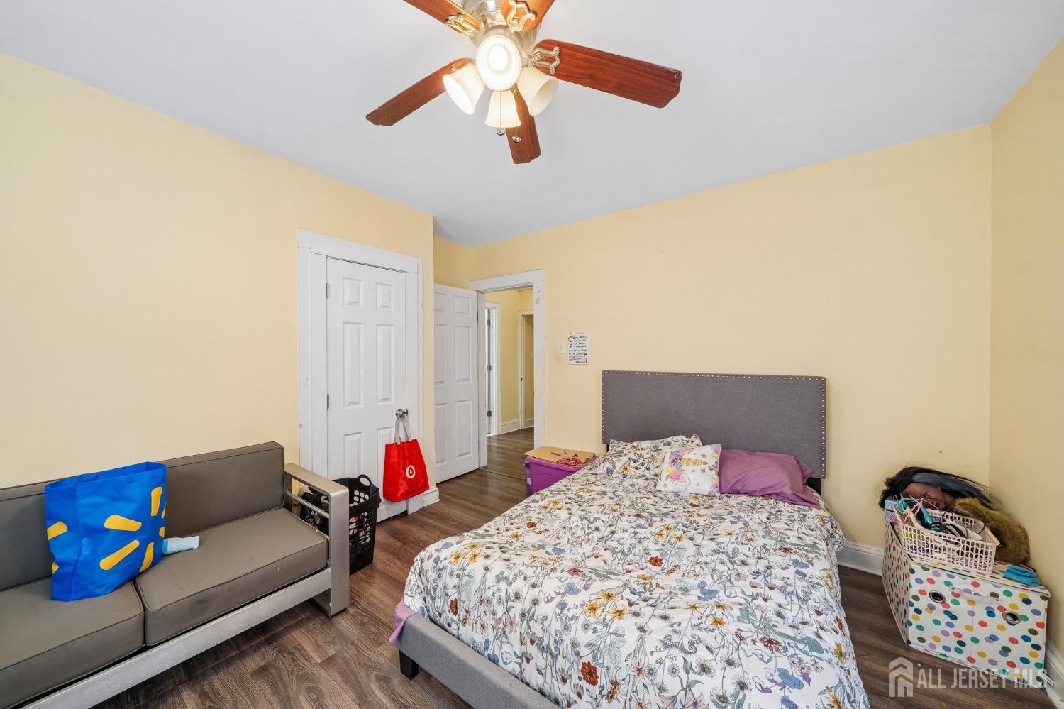 44 state, East Orange, NJ, 07017