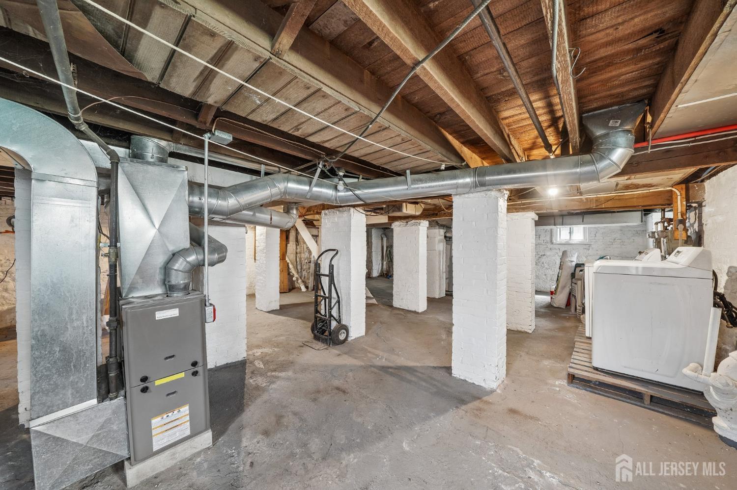 44 state, East Orange, NJ, 07017