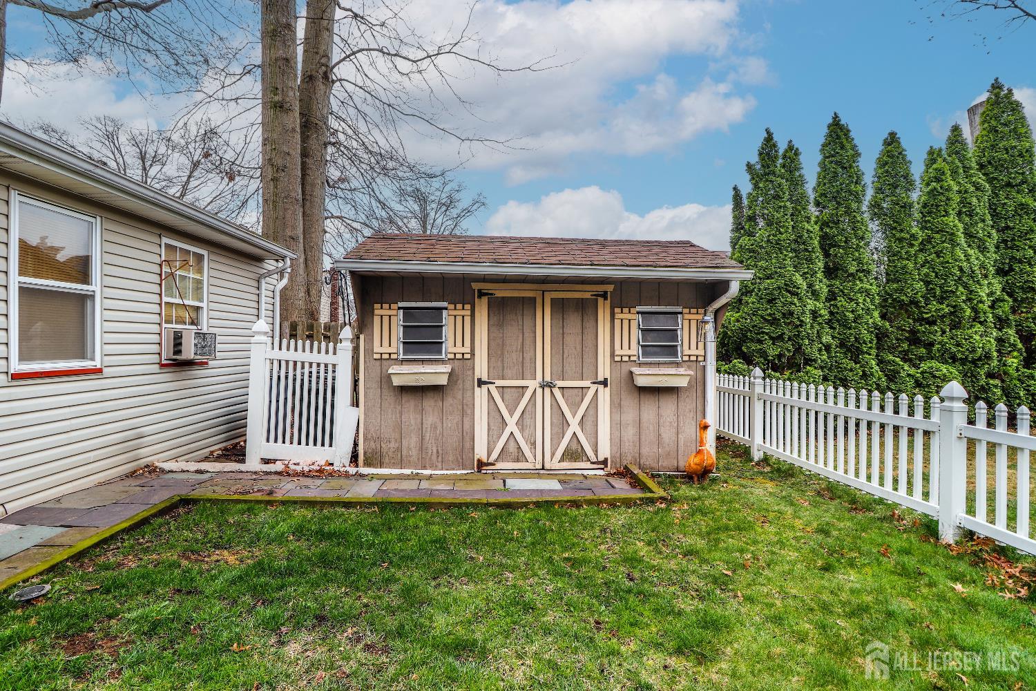 544 W W Meadow, Rahway, NJ, 07065