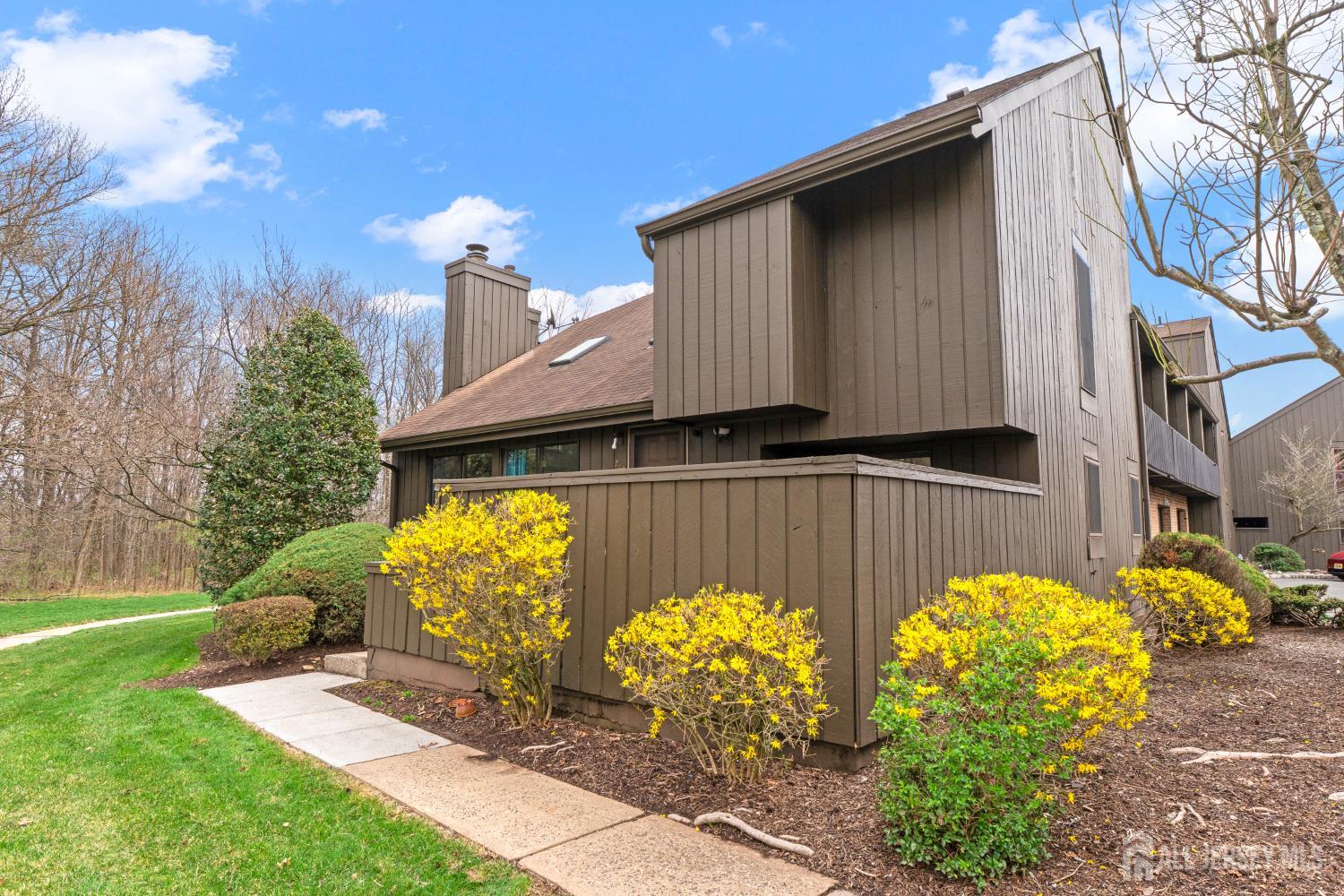 272 Westgate, Edison, NJ, 08820