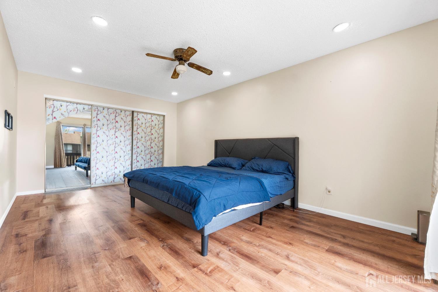 272 Westgate, Edison, NJ, 08820