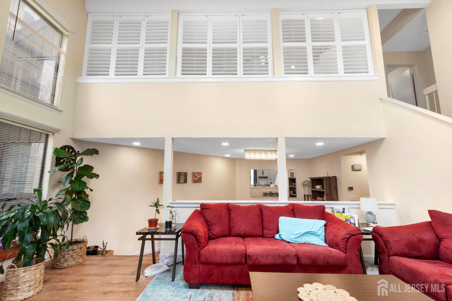 272 Westgate, Edison, NJ, 08820