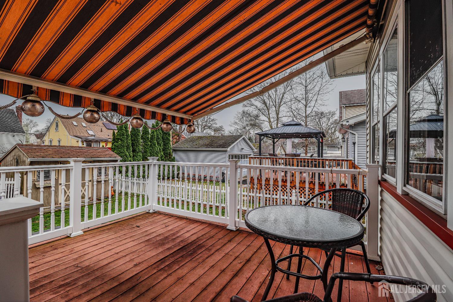 544 W W Meadow, Rahway, NJ, 07065