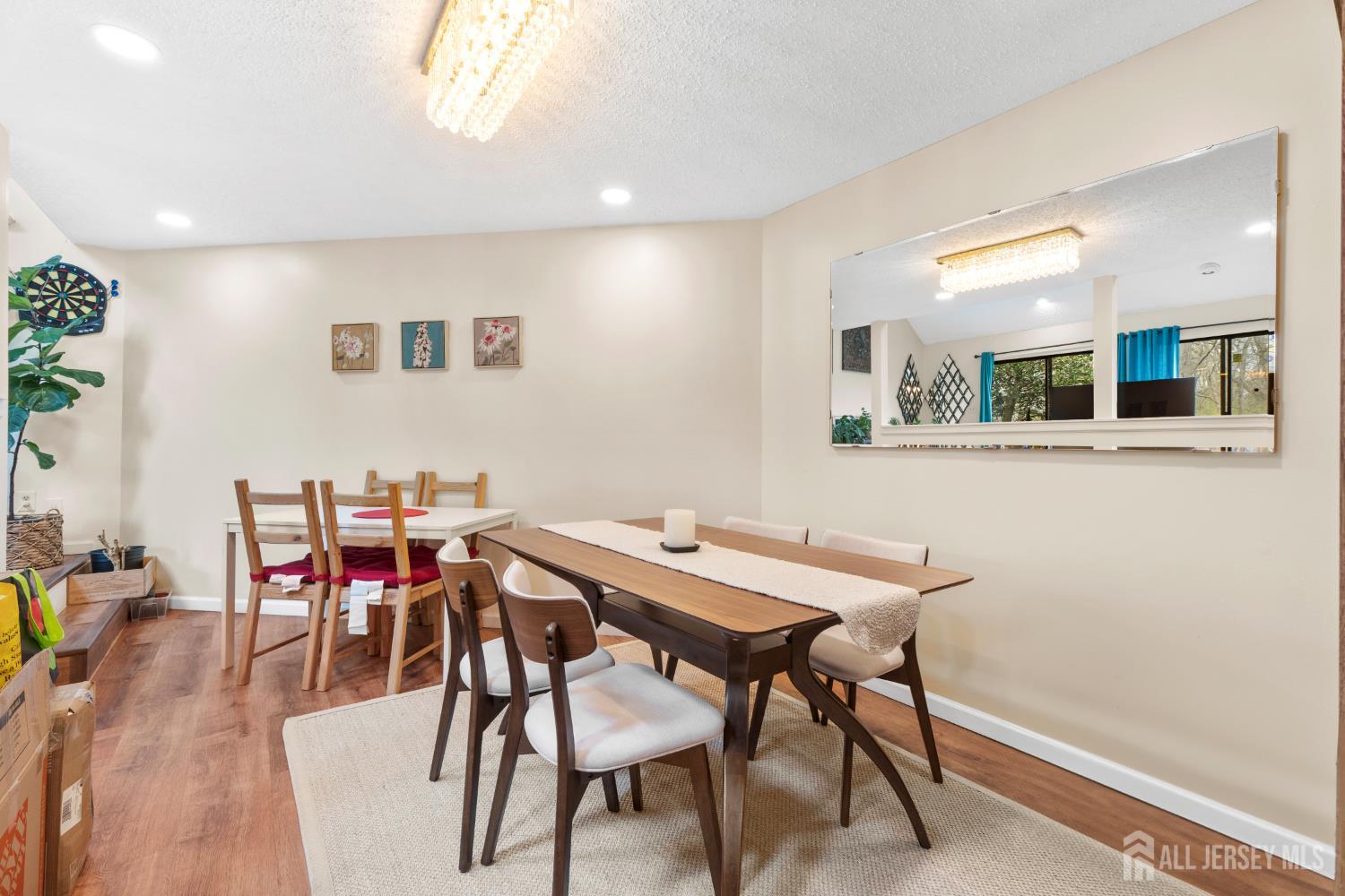 272 Westgate, Edison, NJ, 08820