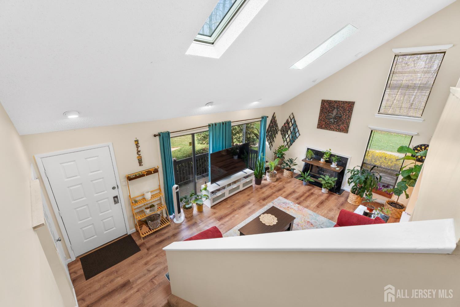 272 Westgate, Edison, NJ, 08820