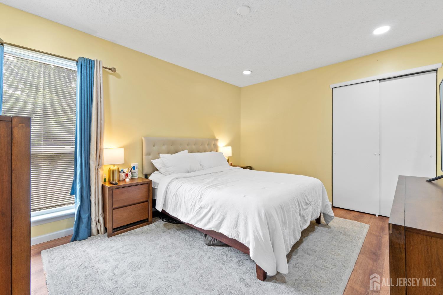 272 Westgate, Edison, NJ, 08820