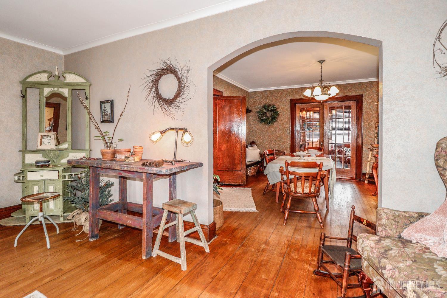 544 W W Meadow, Rahway, NJ, 07065