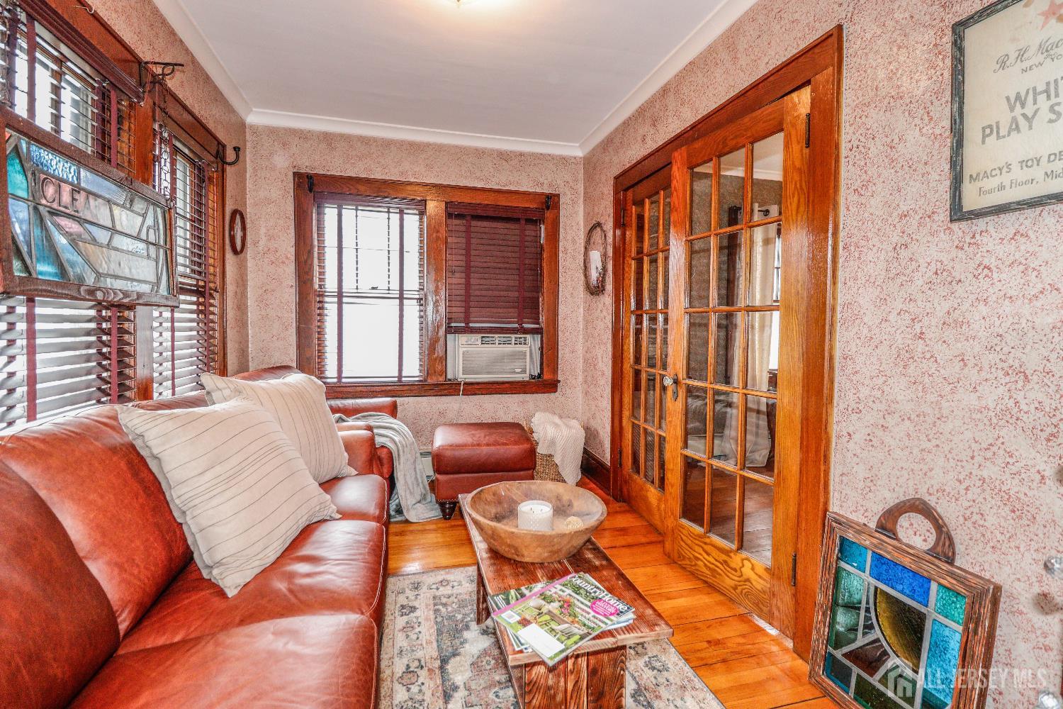 544 W W Meadow, Rahway, NJ, 07065