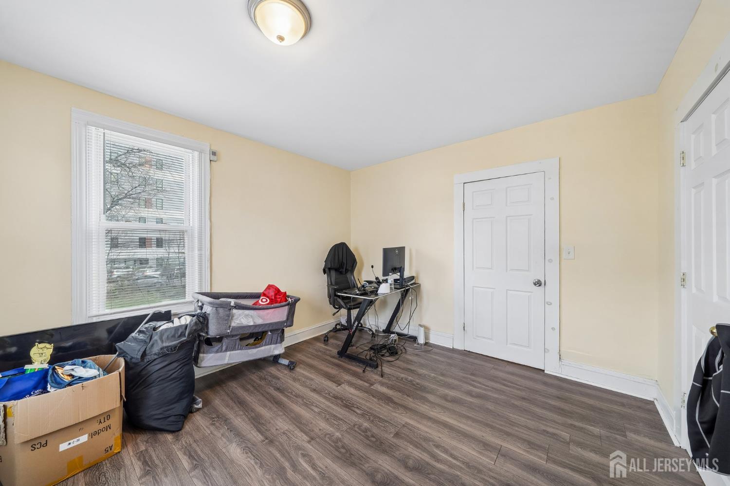 44 state, East Orange, NJ, 07017