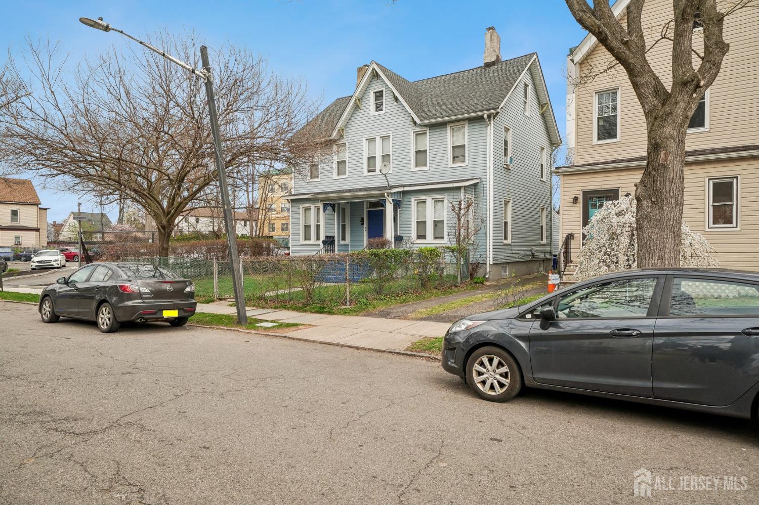 44 state, East Orange, NJ, 07017