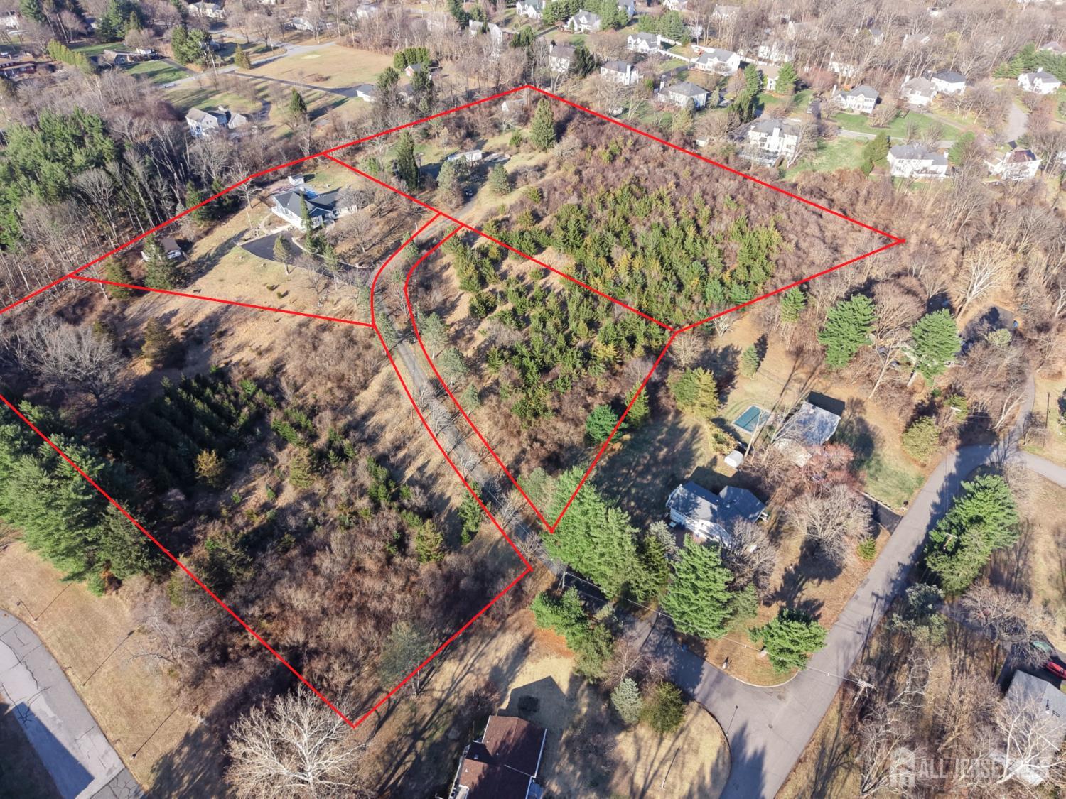 2 Rossi Drive, Clinton Town, NJ 08809
