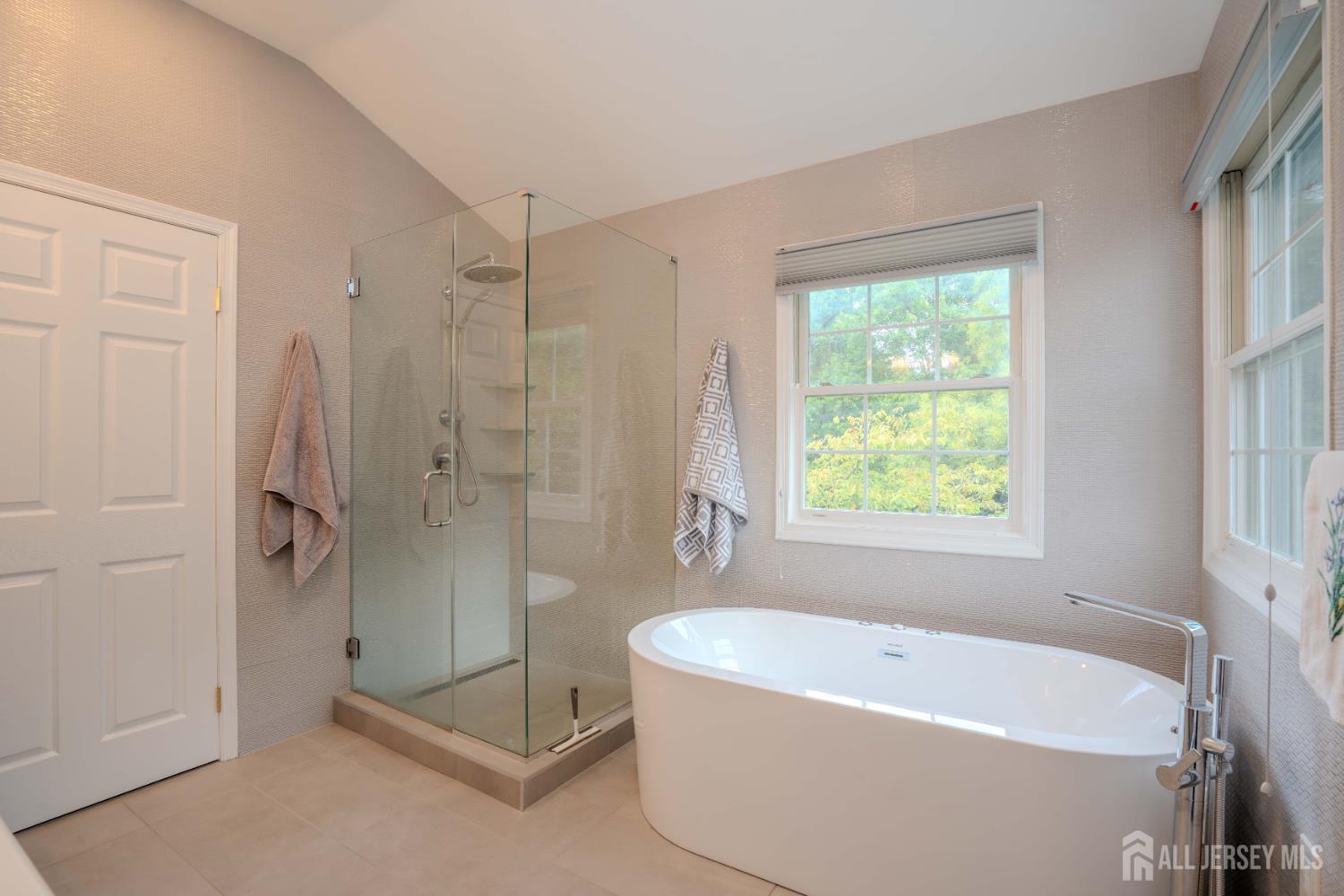 31 Sapphire, West Windsor, NJ, 08550