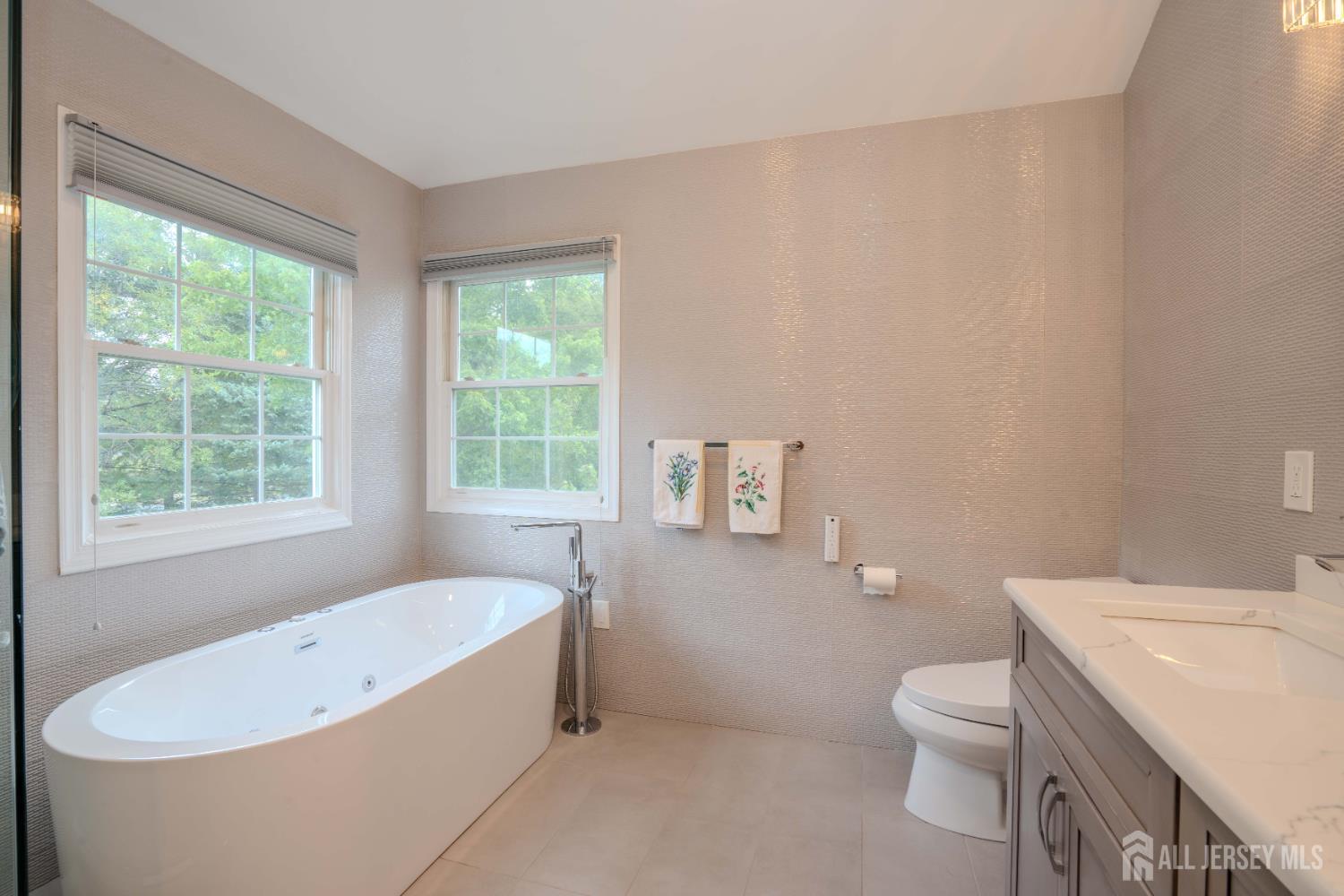 31 Sapphire, West Windsor, NJ, 08550