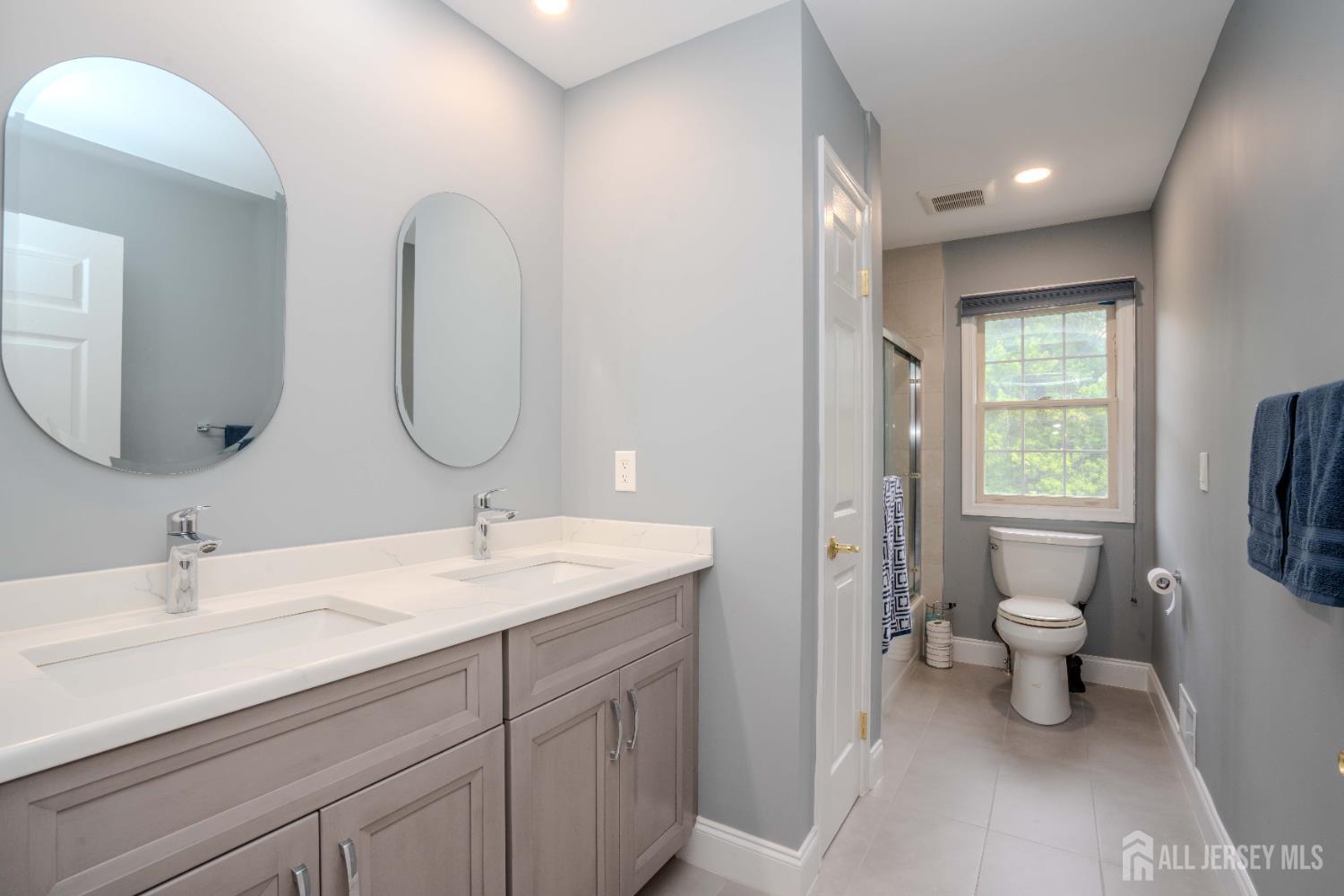 31 Sapphire, West Windsor, NJ, 08550